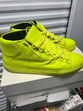 Balenciaga White Box with Highlighter Green Label